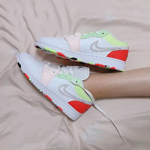 Giày Nike Air Jordan 1 Low GS 'Ember Glow' 554723-176 - Ảnh 4