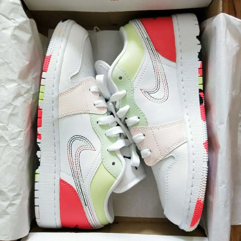 Giày Nike Air Jordan 1 Low GS 'Ember Glow' 554723-176 - Ảnh 3