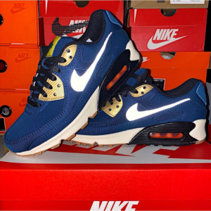 Alternative view of Giày Nike Air Max 90 'City Pack Tokyo' CW1409-400