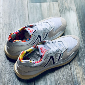 Alternative view of Giày New Balance 5740 'Pride' M5740PR1