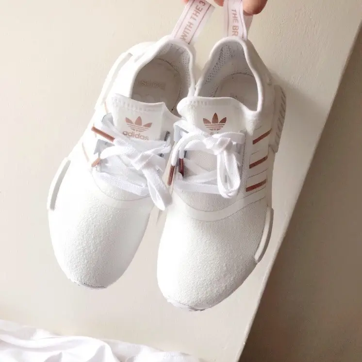 Giày Adidas NMD R1 White Rose Gold Metallic FW6434 - Ảnh 3