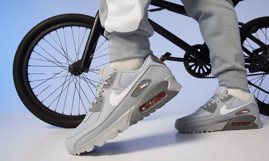 Giày Nike Air Max 90 'Wolf Grey Kumquat' DR0145-001 - Ảnh 2