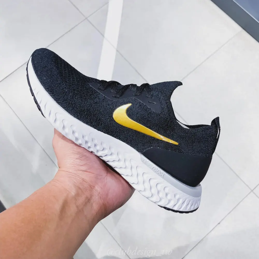 Alternative view of Giày Nike Wmns Epic React Flyknit 'Metallic Gold' AQ0070-013