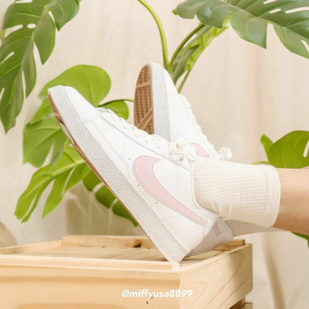 Giày Nike Blazer Low GS 'White Pink Foam' CZ7576-102 - Ảnh 4