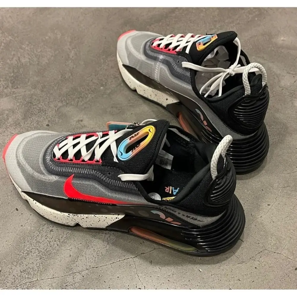 Alternative view of Giày Nike Air Max 2090 'The Future Is In The Air' DD8497-160