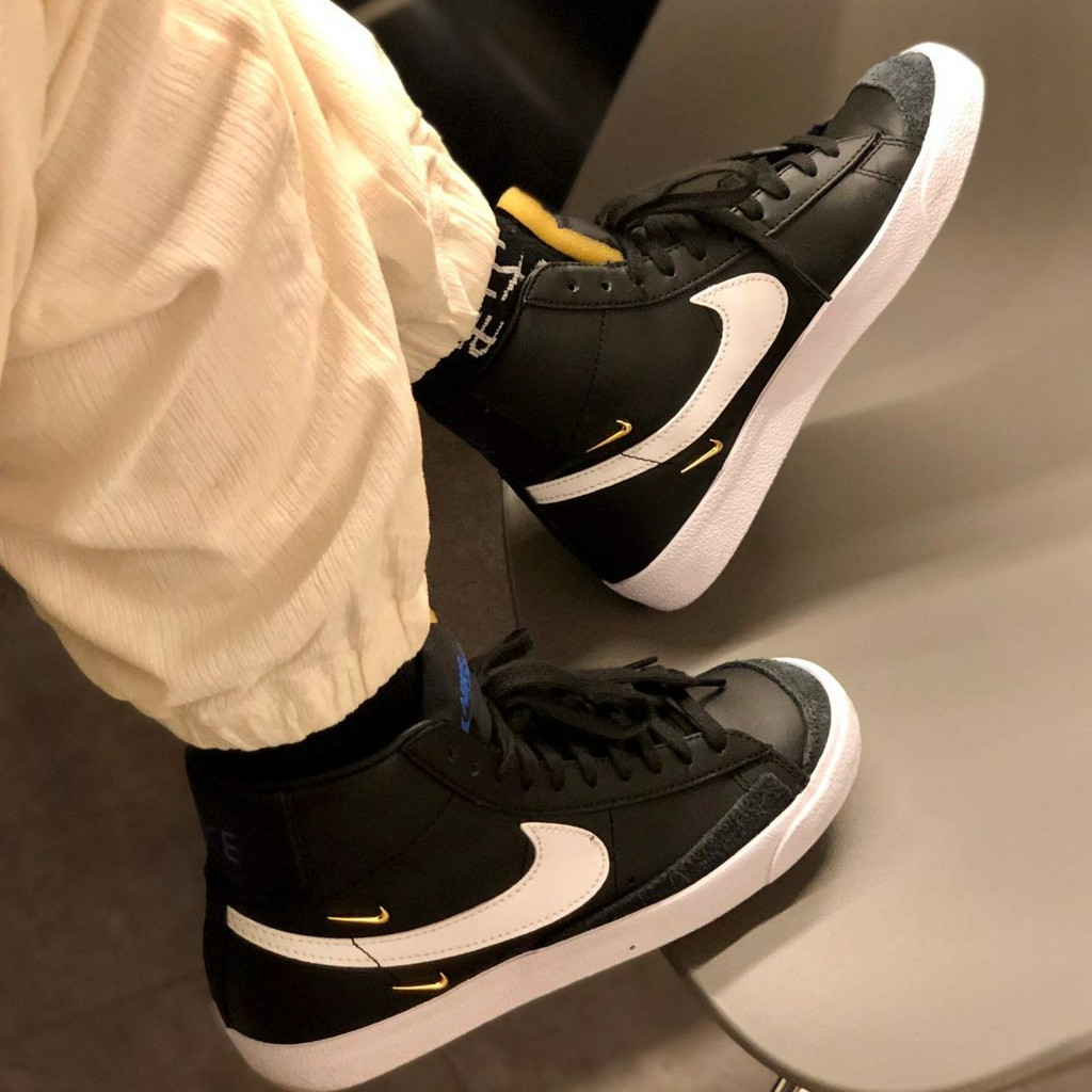 Giày Nike Wmns Blazer Mid '77 SE 'Sisterhood Metallic Gold' CZ4627-001 - Ảnh 2