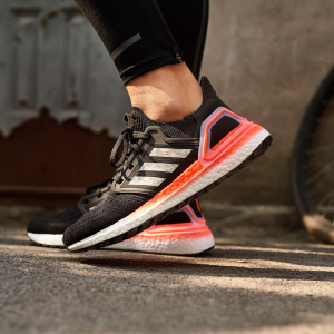 Alternative view of Giày Adidas UltraBoost 20 'Signal Coral' EG0756