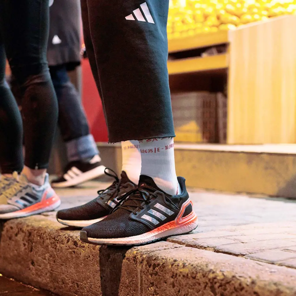 Giày Adidas UltraBoost 20 'Signal Coral' EG0756 - Ảnh 4