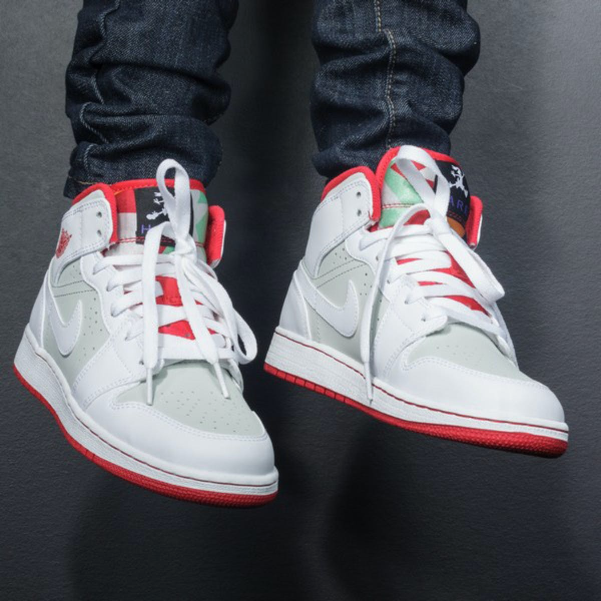 Giày Nike Air Jordan 1 GS 'Hare Jordan' 374457-011 - Ảnh 3