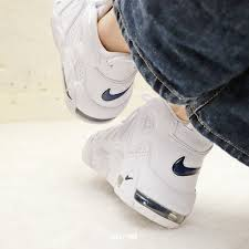 Giày Nike Air More Uptempo GS 'White Midnight Navy' DH9719-100 - Ảnh 3
