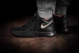 Giày Nike Kyrie Flytrap 3 'Black Metallic Gold' BQ3060-008 - Ảnh 4