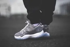Giày Nike Air Jordan 11 Retro Low BG 'Cool Grey' 528896-003 - Ảnh 4