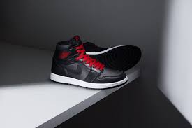 Giày Nike Air Jordan 1 Retro High OG 'Black Gym Red' 555088-060 - Ảnh 6