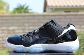 Giày Nike Air Jordan 11 Retro Low GS 'Infrared 23' 528896-023 - Ảnh 3