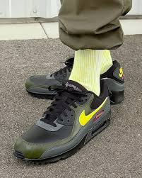 Giày Nike Air Max 90 GORE-TEX 'Tour Yellow Cargo Khaki' DJ9779-001 - Ảnh 4