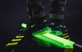 Alternative view of Giày Nike Air Max 270 'Black Volt' AH8050-017