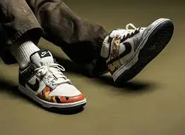 Alternative view of Giày Nike Dunk Low SE 'Multi Camo' DH0957-100
