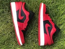 Giày Nike Air Jordan 1 Low 'Reverse Bred' 553558-606 - Ảnh 8