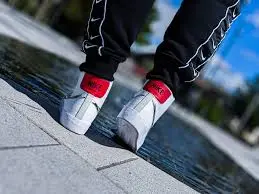 Giày Nike Blazer Mid '77 Vintage 'Brushstroke Swoosh' DC4838-100 - Ảnh 4