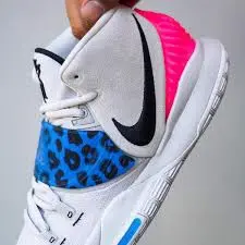 Alternative view of Giày Nike Kyrie 6 EP 'Animal Print' BQ4631-003