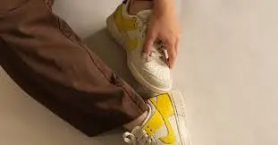 Giày Nike Dunk Low LX Banana DR5487-100 - Ảnh 4