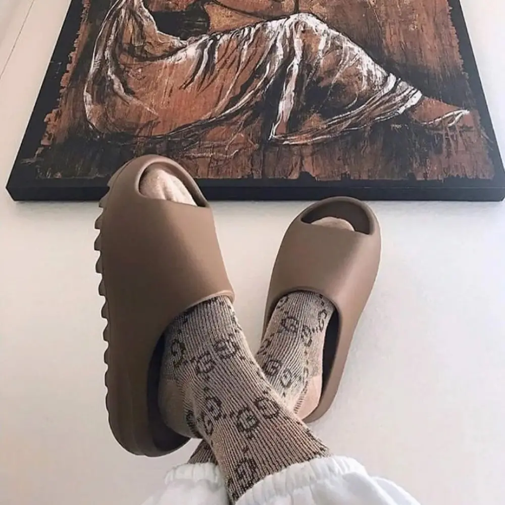Dép Adidas Yeezy Slides 'Earth Brown' FV8425 - Ảnh 4