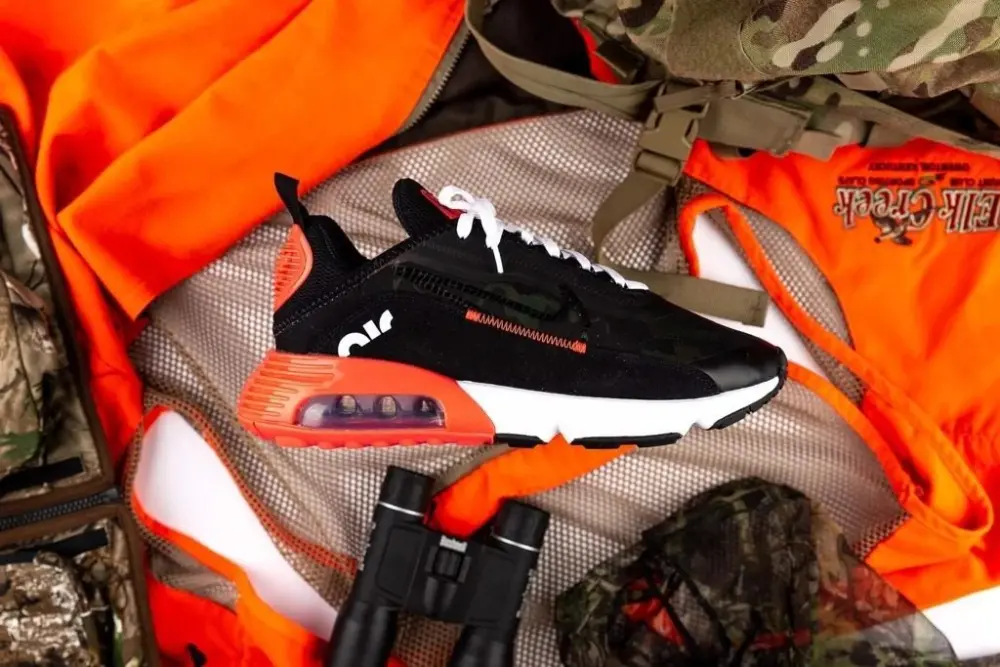 Alternative view of Giày Nike Air Max 2090 Infrared Duck Camo CU9174-600
