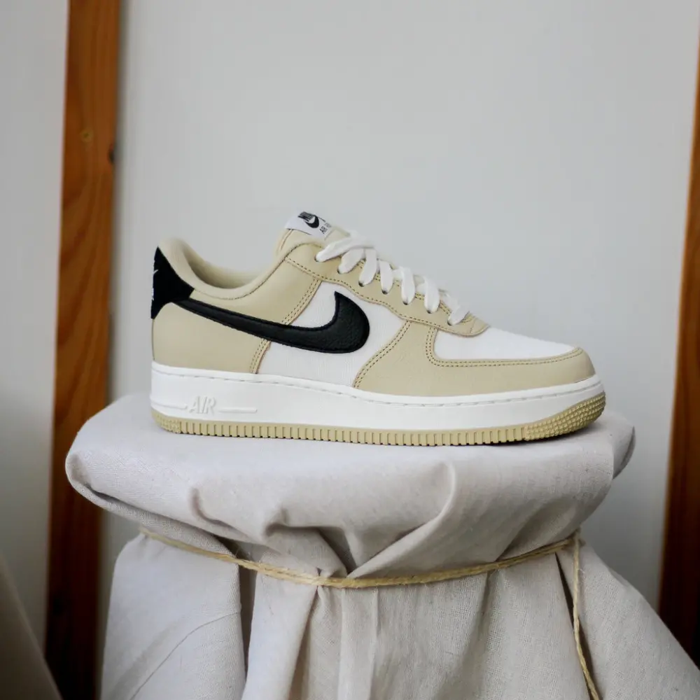 Giày Nike Air Force 1 '07 LX Low 'Team Gold' DV7186-700 - Ảnh 5