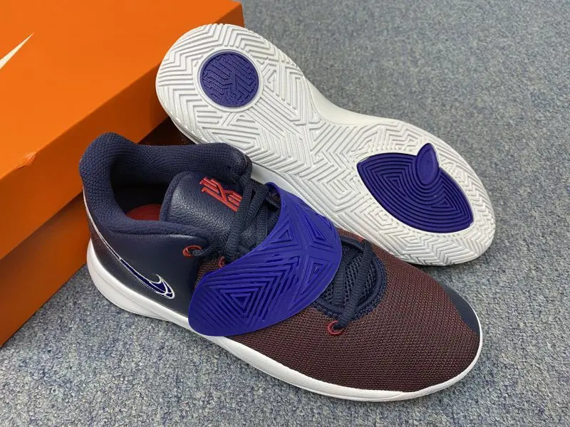 Giày Nike Kyrie Flytrap III Older Kids' Basketball Shoe BQ5620-400 - Ảnh 5