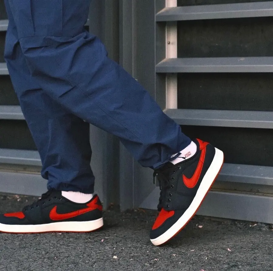 Alternative view of Giày Nike Air Jordan 1 KO Low 'Bred' DX4981-006