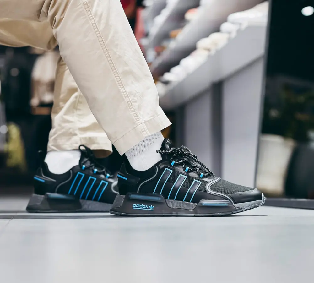 Giày Adidas NMD R1 V3 'Black Blue' HQ6637 - Ảnh 3