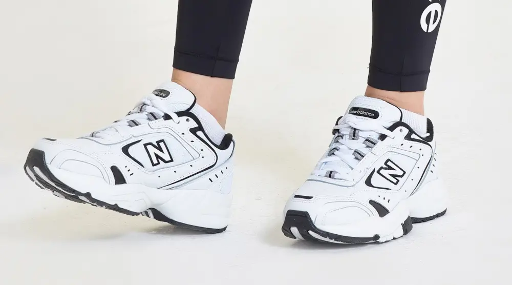 Giày New Balance Wmns 452 'White Black' WX452SB - Ảnh 5