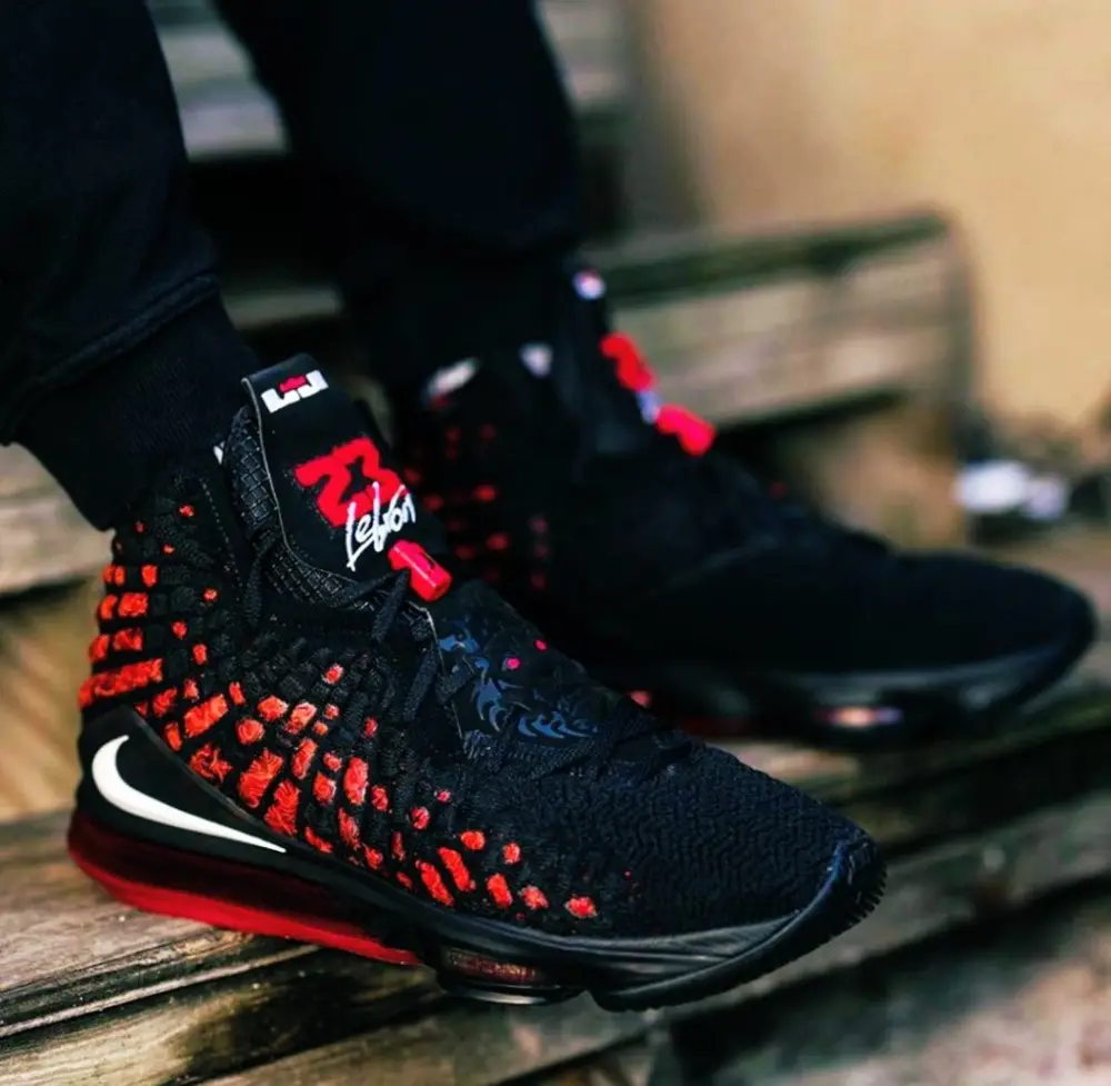 Giày Nike LeBron 17 GS 'Infrared VI' BQ5594-006 - Ảnh 4