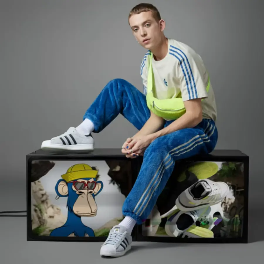 Alternative view of Giày Adidas Superstar ‘Into The Metaverse’ IE1841