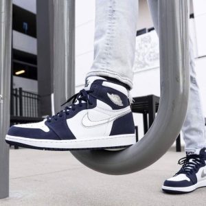 Alternative view of Giày Nike Air Jordan 1 Retro High co.JP GS 'Midnight Navy' 2020 575441-141