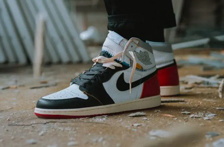 Alternative view of Giày Nike Union LA x Air Jordan 1 Retro High NRG 'Black Toe' BV1300-106