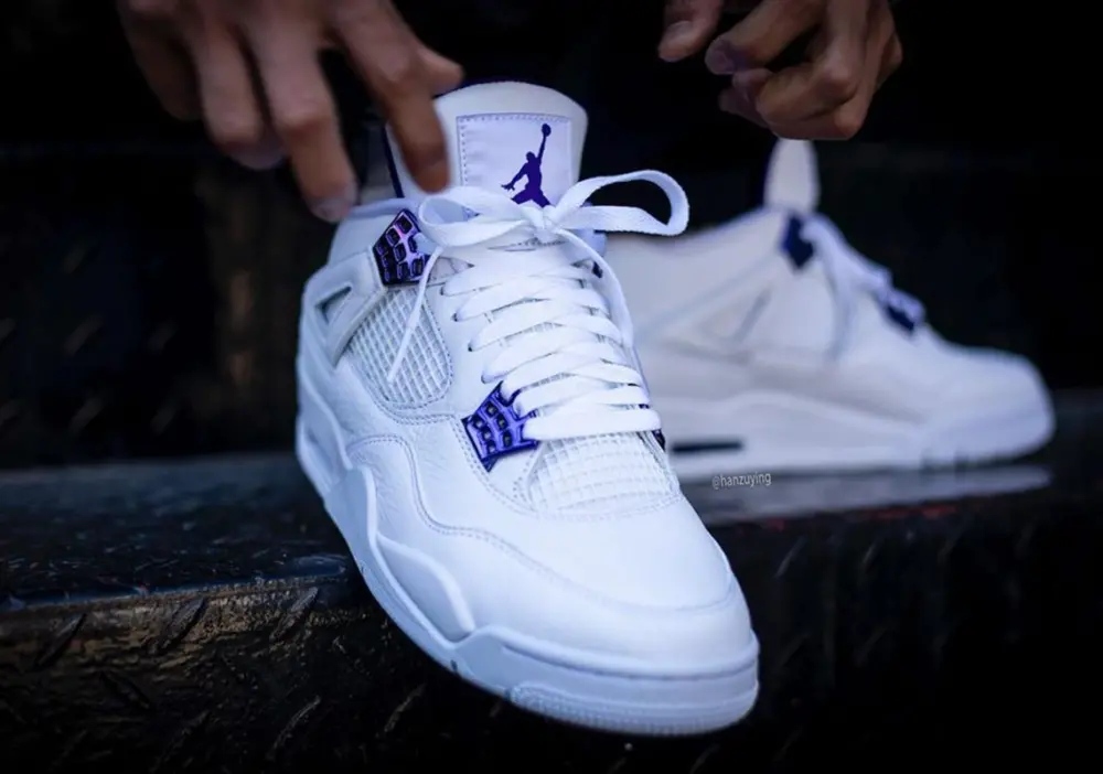 Alternative view of Giày Nike Air Jordan 4 Retro 'Metallic Purple' CT8527-115