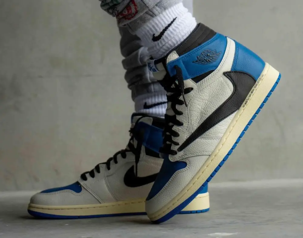 Giày Nike Fragment Design x Travis Scott x Air Jordan 1 Retro High 'Military Blue' DH3227-105 - Ảnh 9