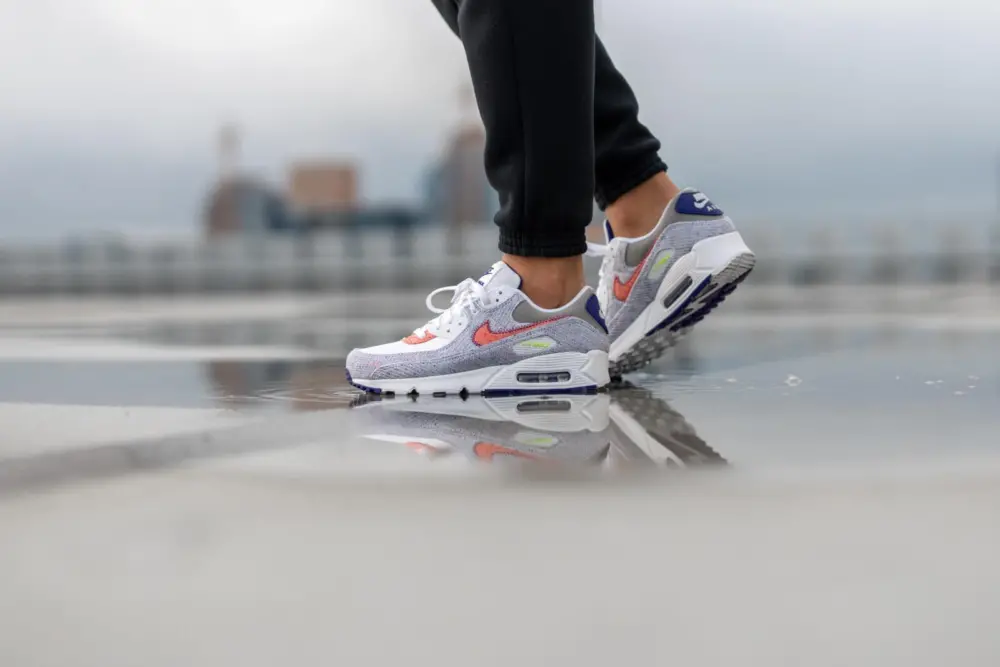 Alternative view of Giày Nike Air Max 90 'Recycled Jerseys Pack' CT1684-100