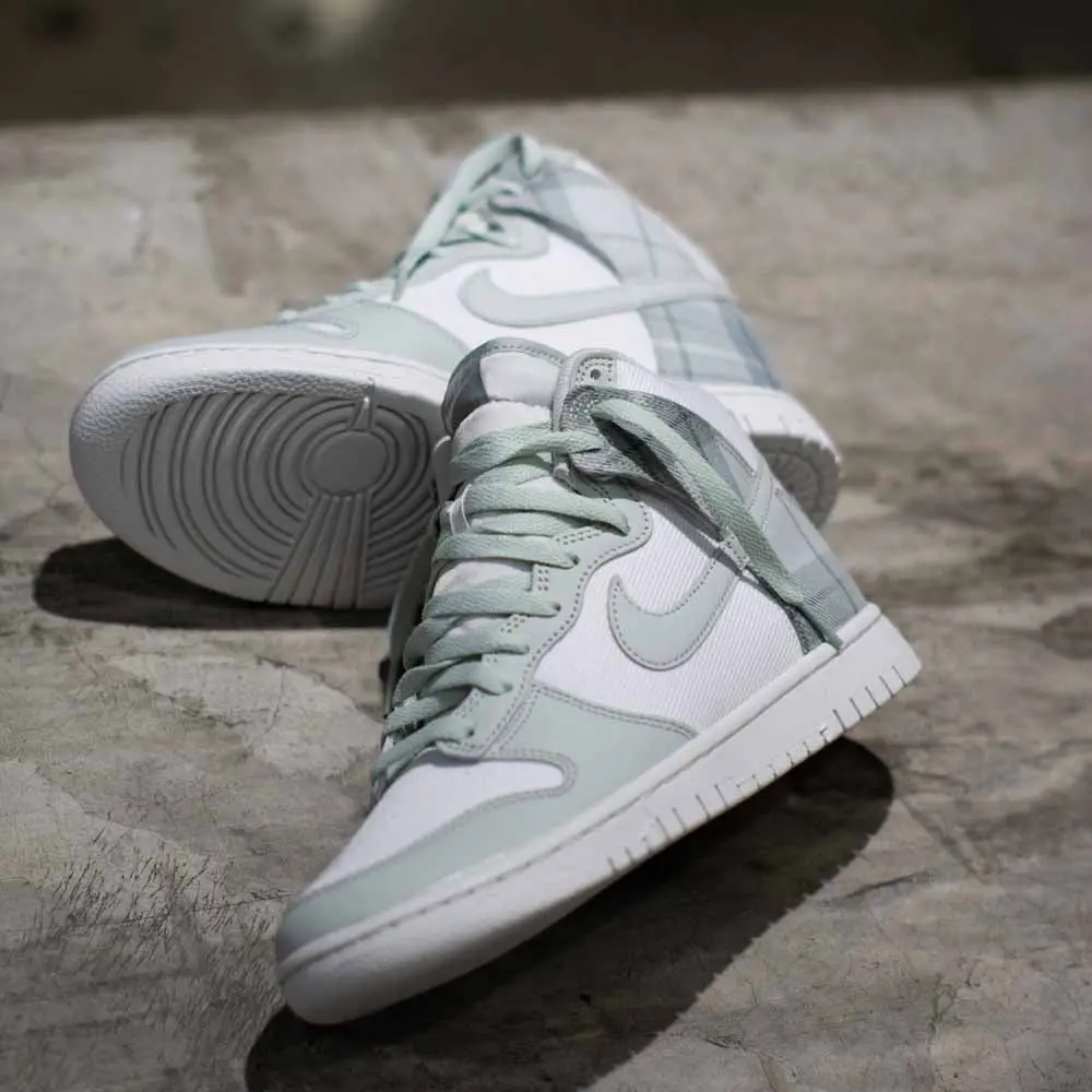 Alternative view of Giày Nike Dunk High SE 'Mint Plaid' DV0826-100