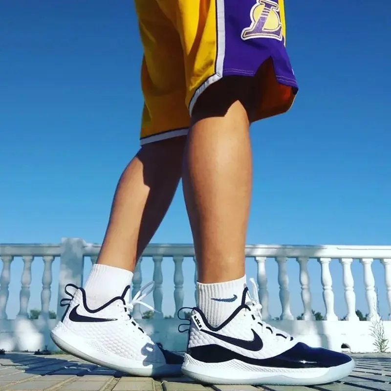 Giày Nike LeBron Witness 3 Premium 'Concord' BQ9819-100 - Ảnh 4