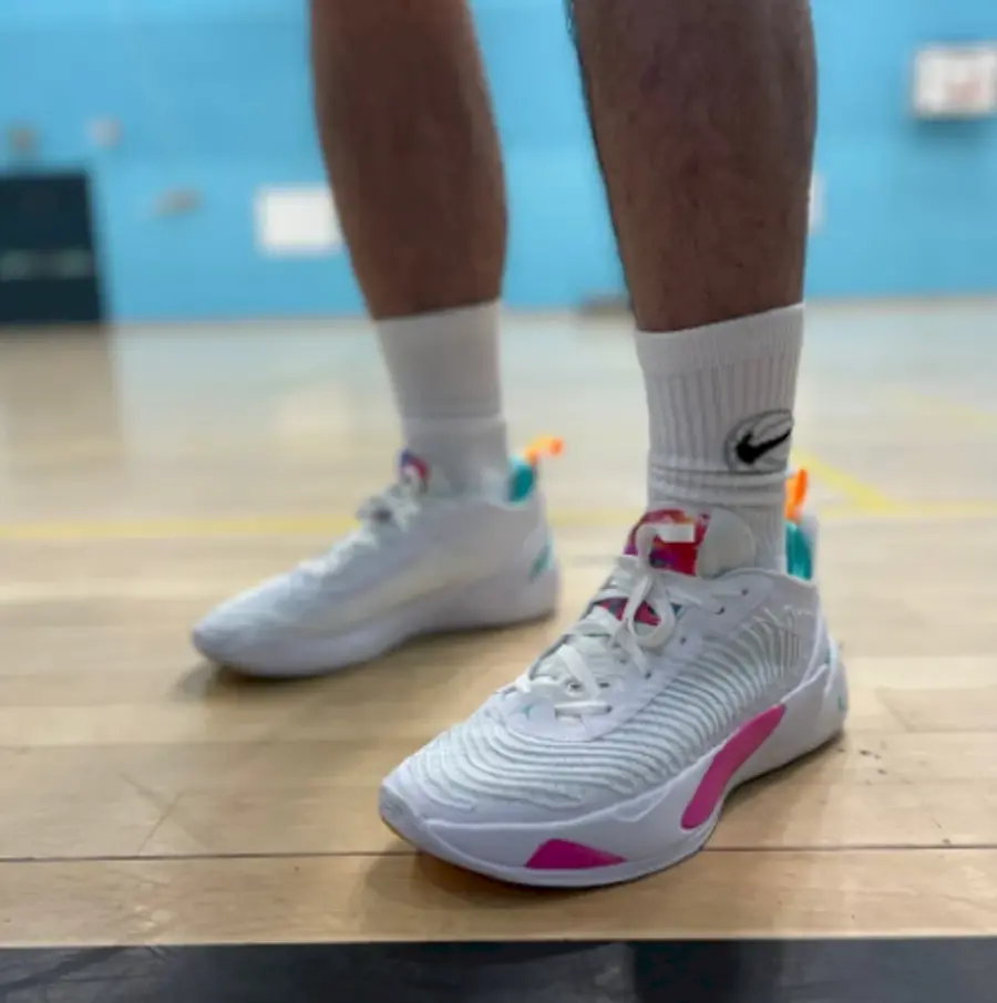 Alternative view of Giày Nike Jordan Luka 1 Imaginarium 'White Pink' DQ6510-164
