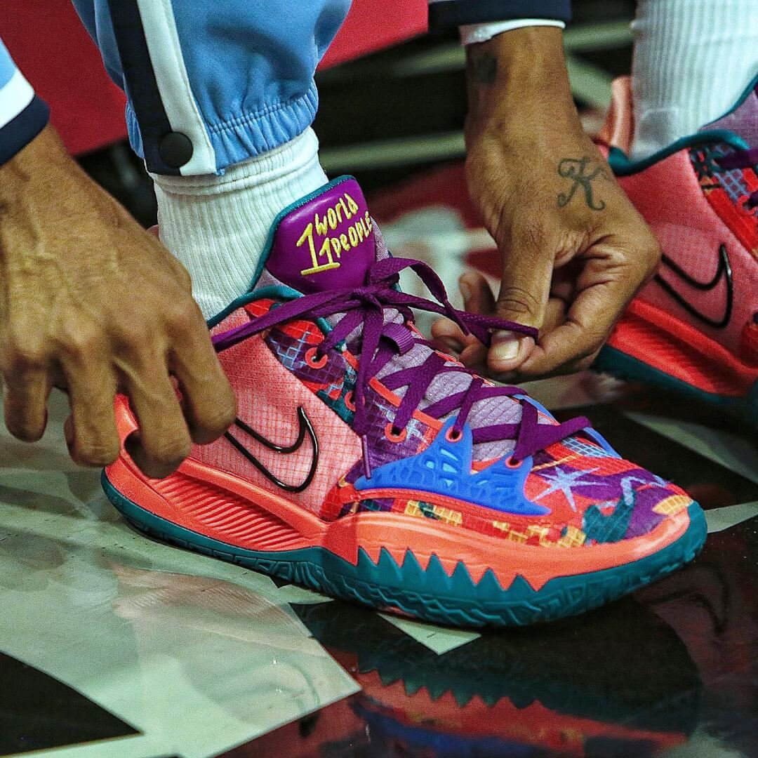 Giày Nike Kyrie 4 Low 'Bright Crimson' CW3985-600 - Ảnh 5