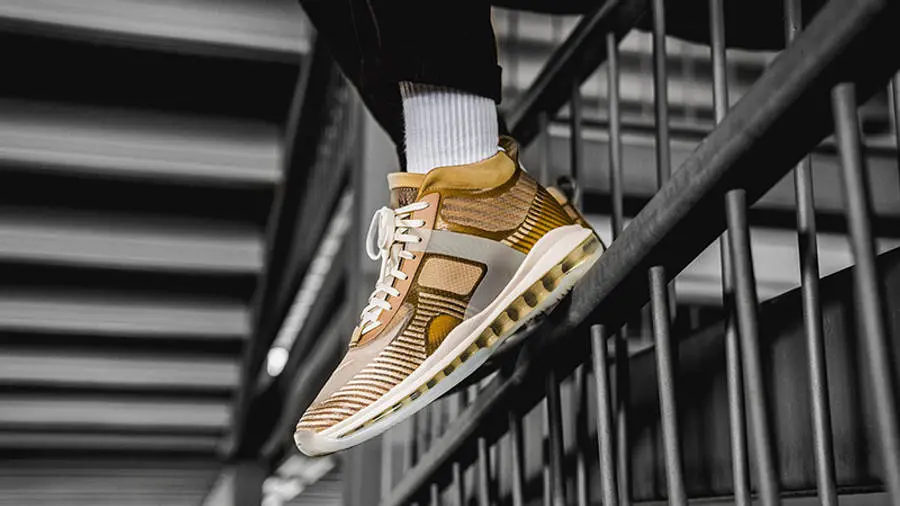 Alternative view of Giày Nike John Elliott x LeBron Icon QS 'Parachute Beige' AQ0114-200