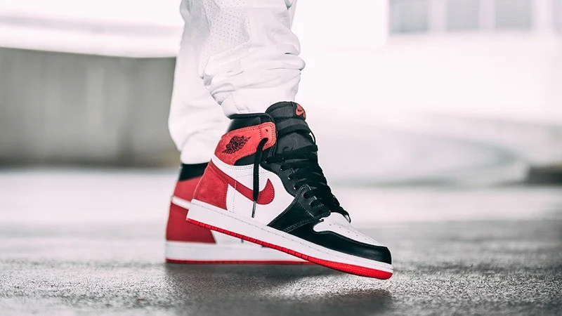 Giày Nike Air Jordan 1 Retro High Track 'Red' 555088-112 - Ảnh 3