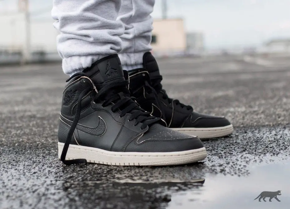 Giày Nike Air Jordan 1 Retro High Premium 'Black Desert Sand' AA3993-021 - Ảnh 3