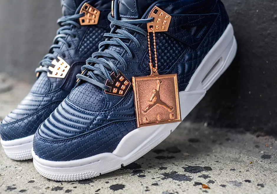 Alternative view of Giày Nike Air Jordan 4 Retro PRM 'Obsidian' 819139-402