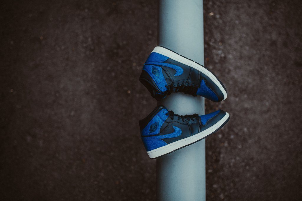 Giày Nike Air Jordan 1 Mid 'Obsidian Game Royal' 554724-412 - Ảnh 4