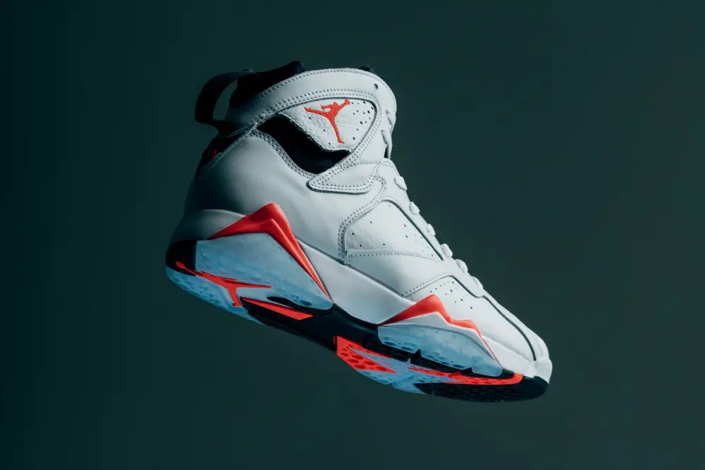 Giày Nike Air Jordan 7 Retro 'White Infrared' CU9307-160 - Ảnh 3