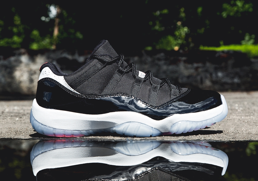Giày Nike Air Jordan 11 Retro Low 'Infrared 23' 528895-023 - Ảnh 2